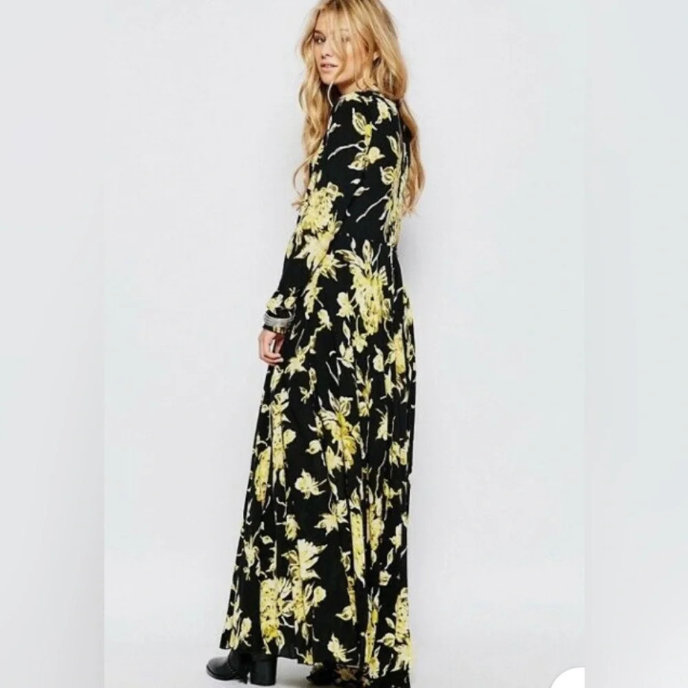 Free People Dress Women’s XS First Kiss Floral Print Boho Maxi in Black & Yellow